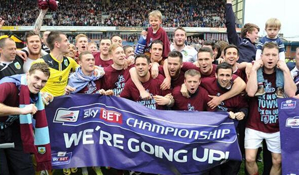 曼联客战狼队首发：库尼亚领衔战旧主、姆伯莫、B费先发（曼联客场对阵狼队首发出炉：库尼亚领衔战旧主，姆伯莫与B费先发）