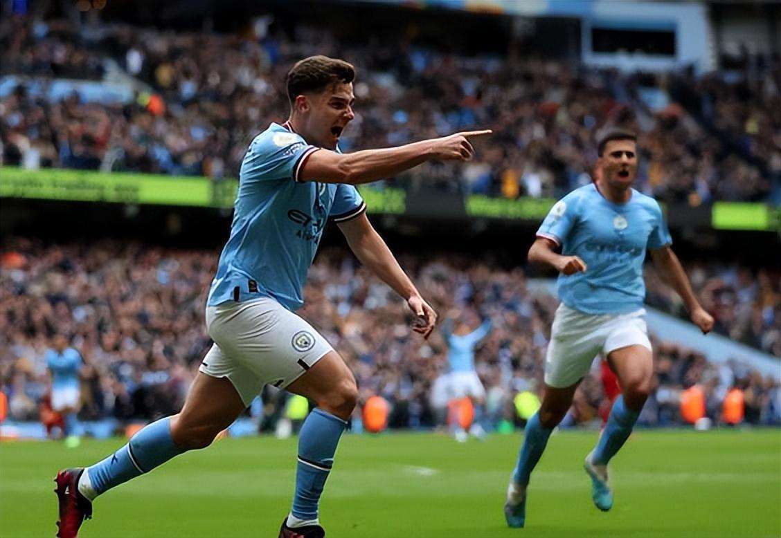 解放者杯决赛前瞻：帕尔梅拉斯进攻最强，弗拉门戈防守最稳固（解放者杯决战前瞻：帕尔梅拉斯火力最猛，弗拉门戈防线最稳）