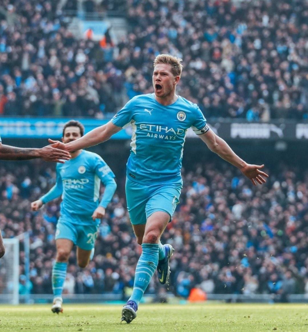 国足大换血！邵佳一破格提拔3大新星， 球迷：比归化球员强多了！（国足阵容大调整！邵佳一破格召入三大新星，球迷：实力不逊归化球员）