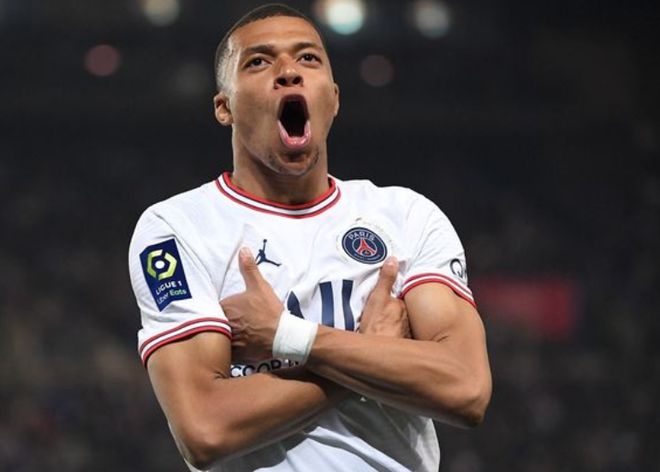 大包大揽！山西外援诺威尔首秀交出30分5篮板3助攻（首秀高光！山西外援诺威尔砍下30分5篮板3助攻）