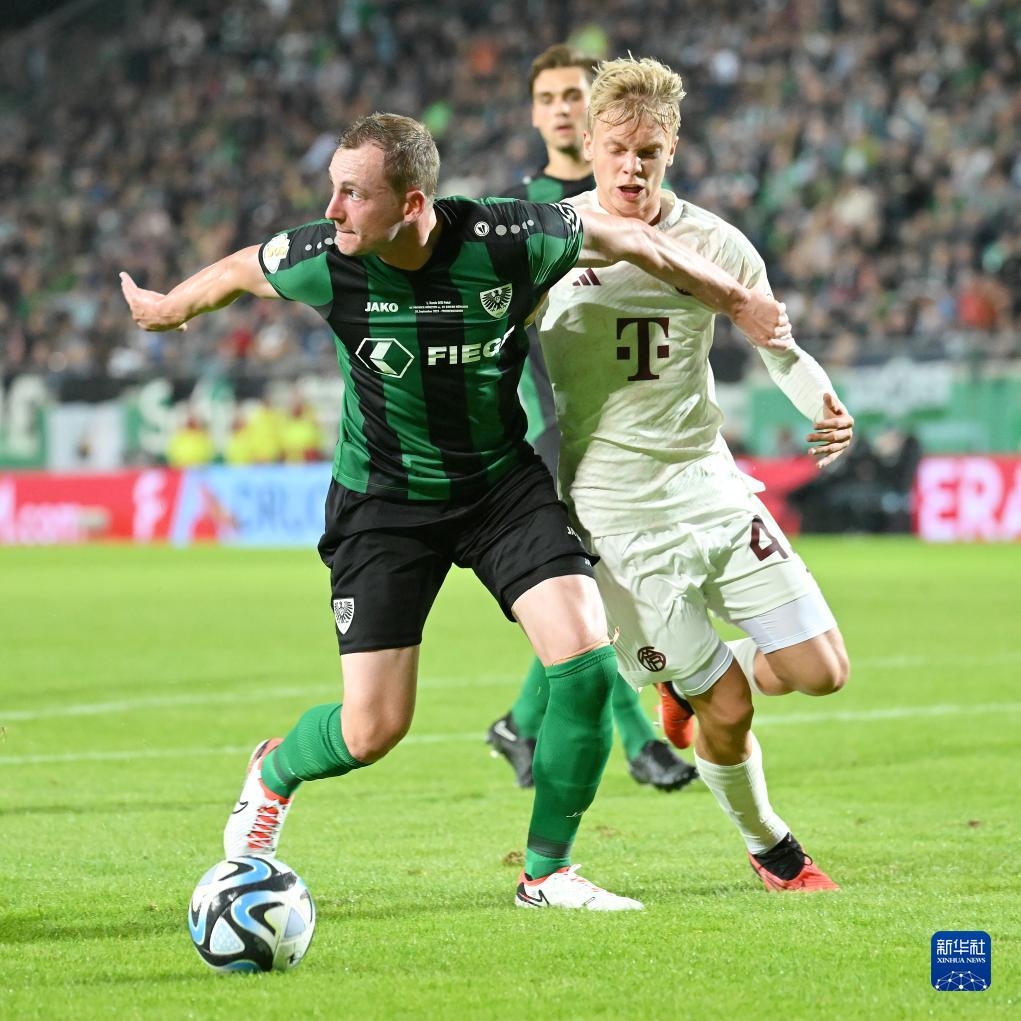 希克：我们拼到了最后一秒；球队进攻非常高效、防守也很紧密（希克：战至终场一刻，球队进攻高效、防守严密）