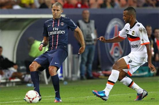 鲍队：来支持了助攻回礼了解一下 🏆❤️（鲍队报到：支持到位，助攻回礼奉上 🏆❤️）