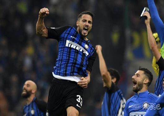 万项：首场比赛给自己打8.5分；开门红的意义相当重大（万项自评首秀8.5分：开门红意义非凡）