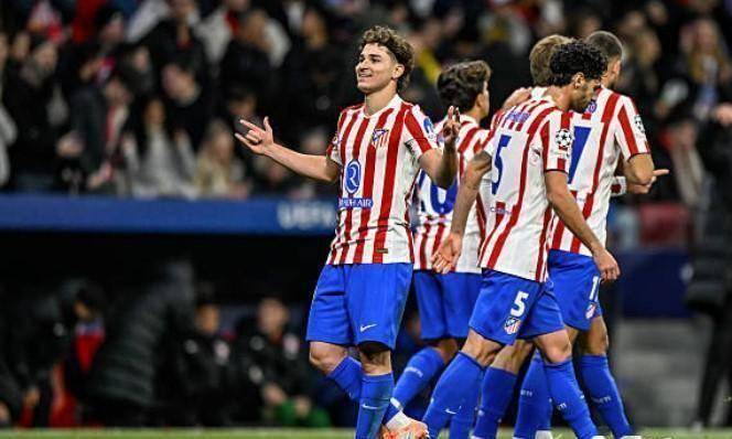 萨索洛前锋皮纳蒙蒂比赛时家中失窃，事发时孩子和保姆在家里（萨索洛前锋皮纳蒙蒂比赛期间家遭窃，孩子与保姆当时在家）