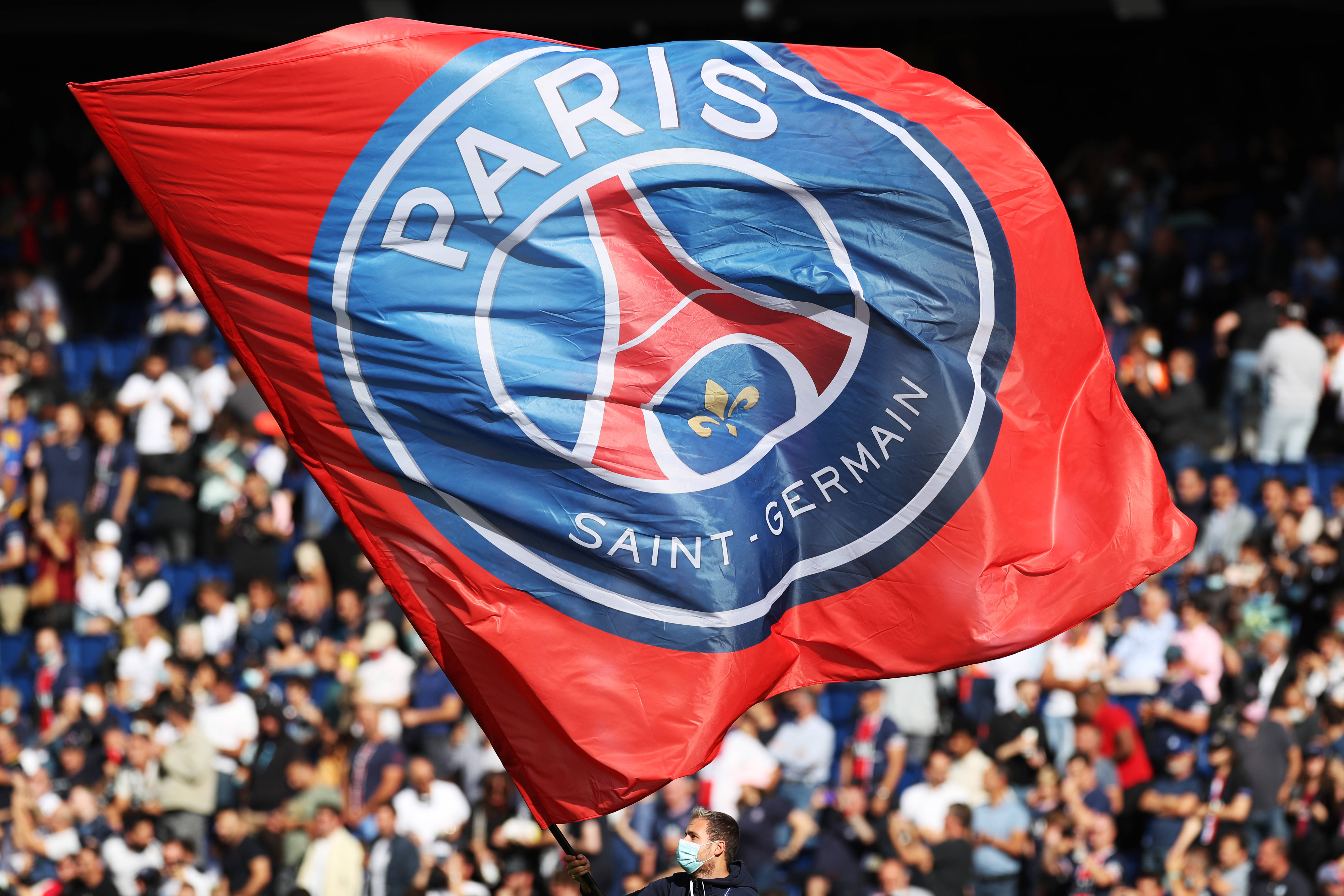 莱默尔：送出2个点球让比赛变复杂，能利用定位球让我们满意（莱默尔：两次送点使局势复杂，但把握定位球机会令人满意）