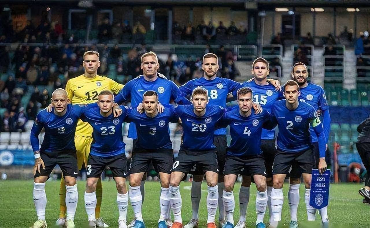 东契奇31+15+11詹皇末节12分，艾顿打爆21中4大帝，湖人力克76人