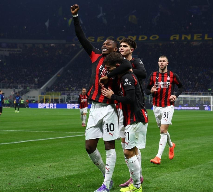 米体：伊尔迪兹的续约谈判因薪水问题陷入僵局，众豪门虎视眈眈（米体：薪资分歧致伊尔迪兹续约搁浅，多家豪门伺机而动）