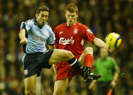 申花连续两个赛季在亚冠输给柔佛，共丢6球、仅打进1球（申花亚冠连两季负柔佛：被灌6球仅入1球）