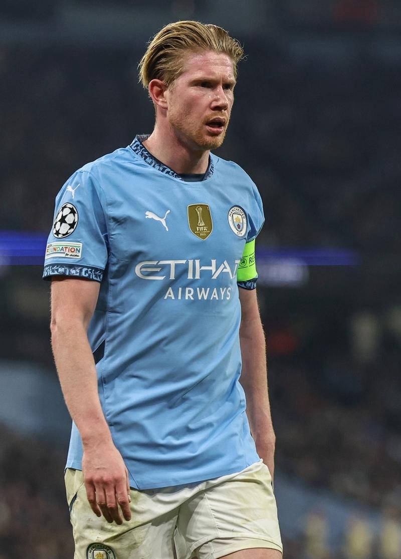 斯玛特命中8记三分，追平湖人队史替补球员三分球记录（斯玛特轰进8记三分，追平湖人替补单场三分纪录）