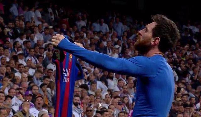 “这才是真正的足球”，特朗普提议给美式橄榄球改名（特朗普建议为美式橄榄球更名：这才是名副其实的足球）