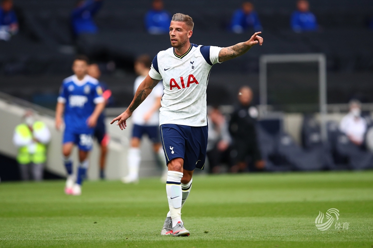 西班牙手球队公布欧洲杯35人名单 巴萨六将入选创历史新高（西班牙手球队发布欧洲杯35人初选，巴萨六将上榜创历史新高）